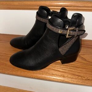 Michael Kors black ankle boot with brown/gold accent